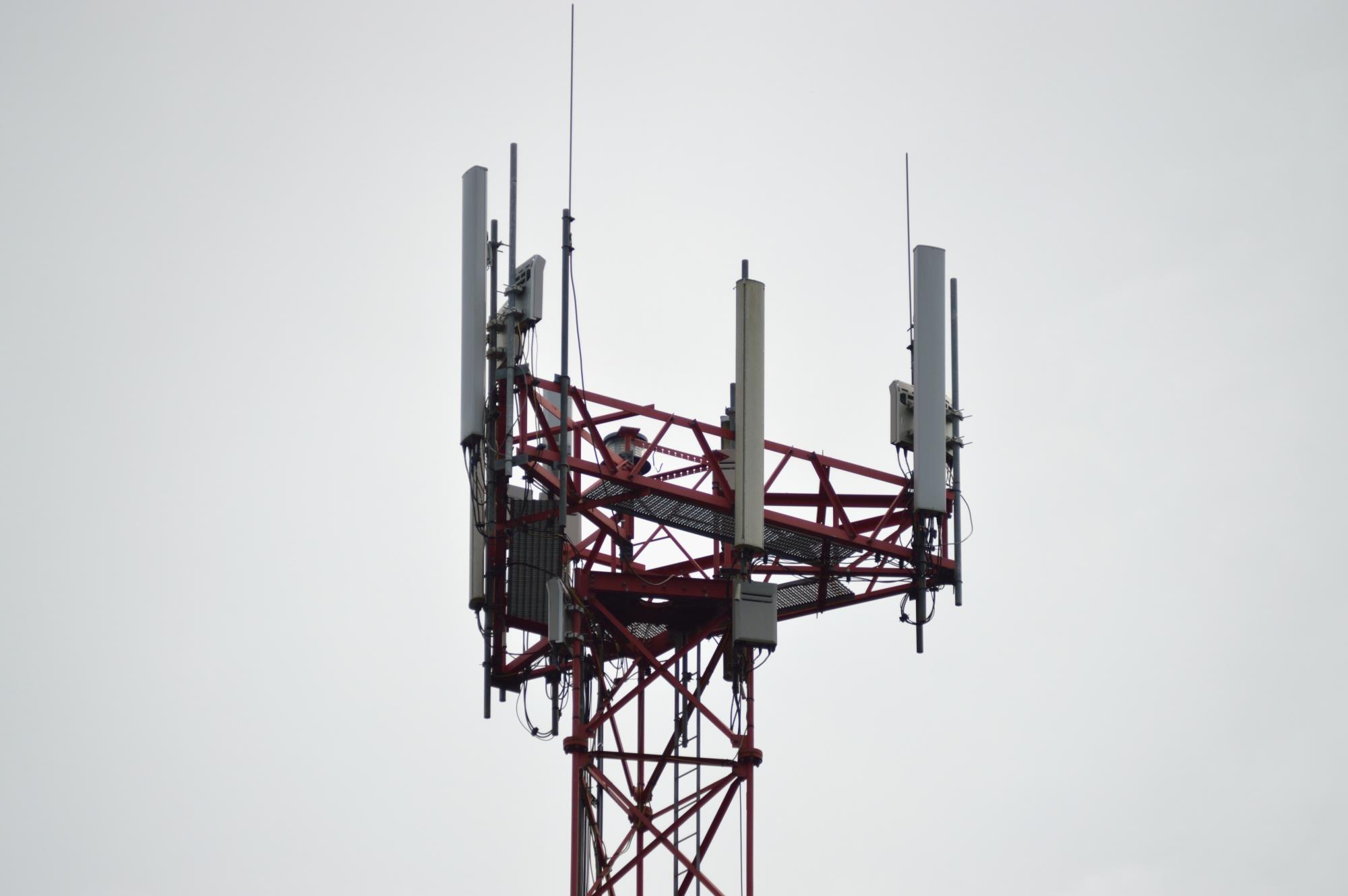 Roof Top / Tower Antenna Leases – Cellular Reception & DAS